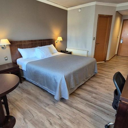 Hotel Diego De Almagro Coyhaique Buitenkant foto