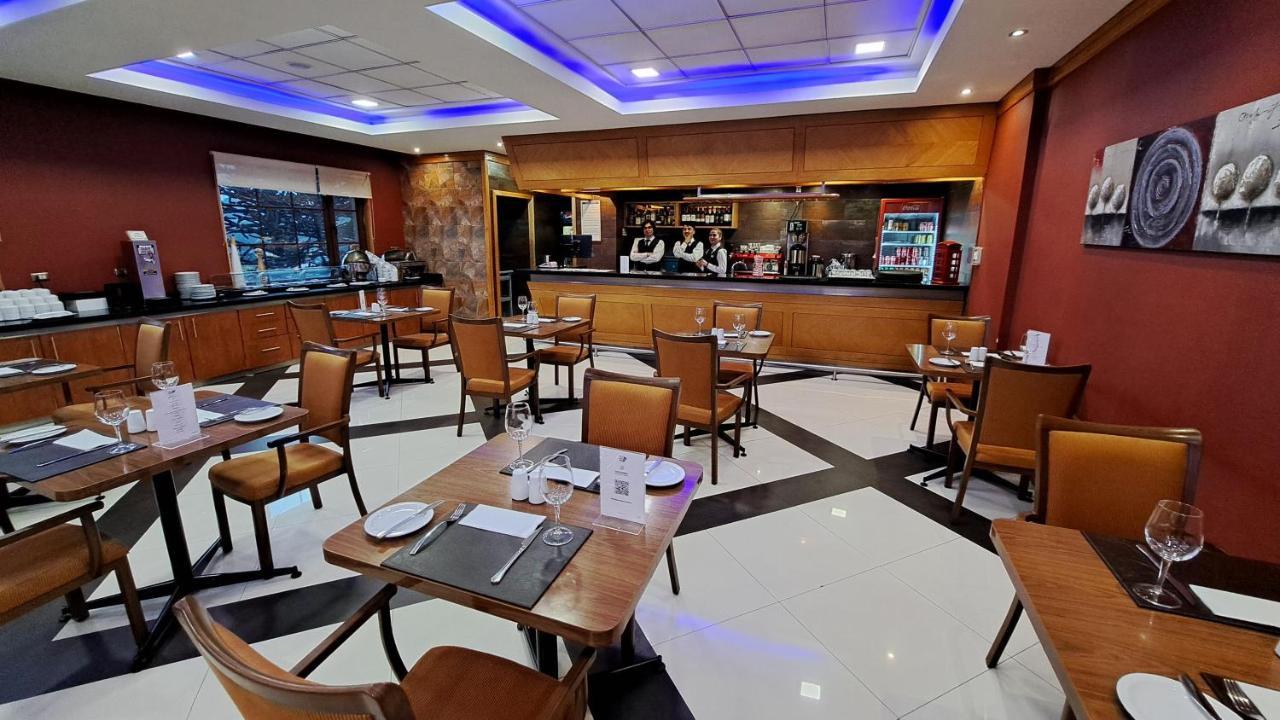 Hotel Diego De Almagro Coyhaique Buitenkant foto