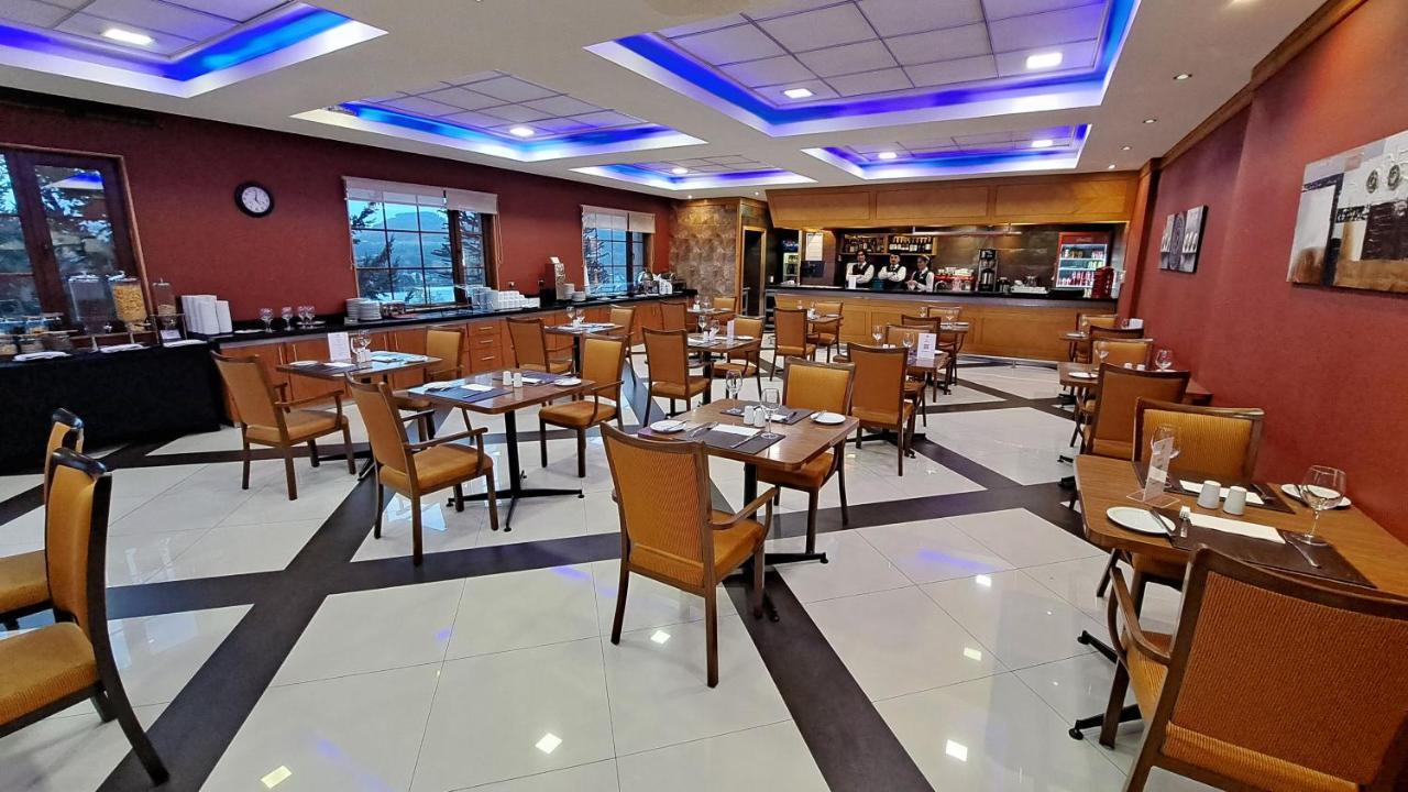 Hotel Diego De Almagro Coyhaique Buitenkant foto